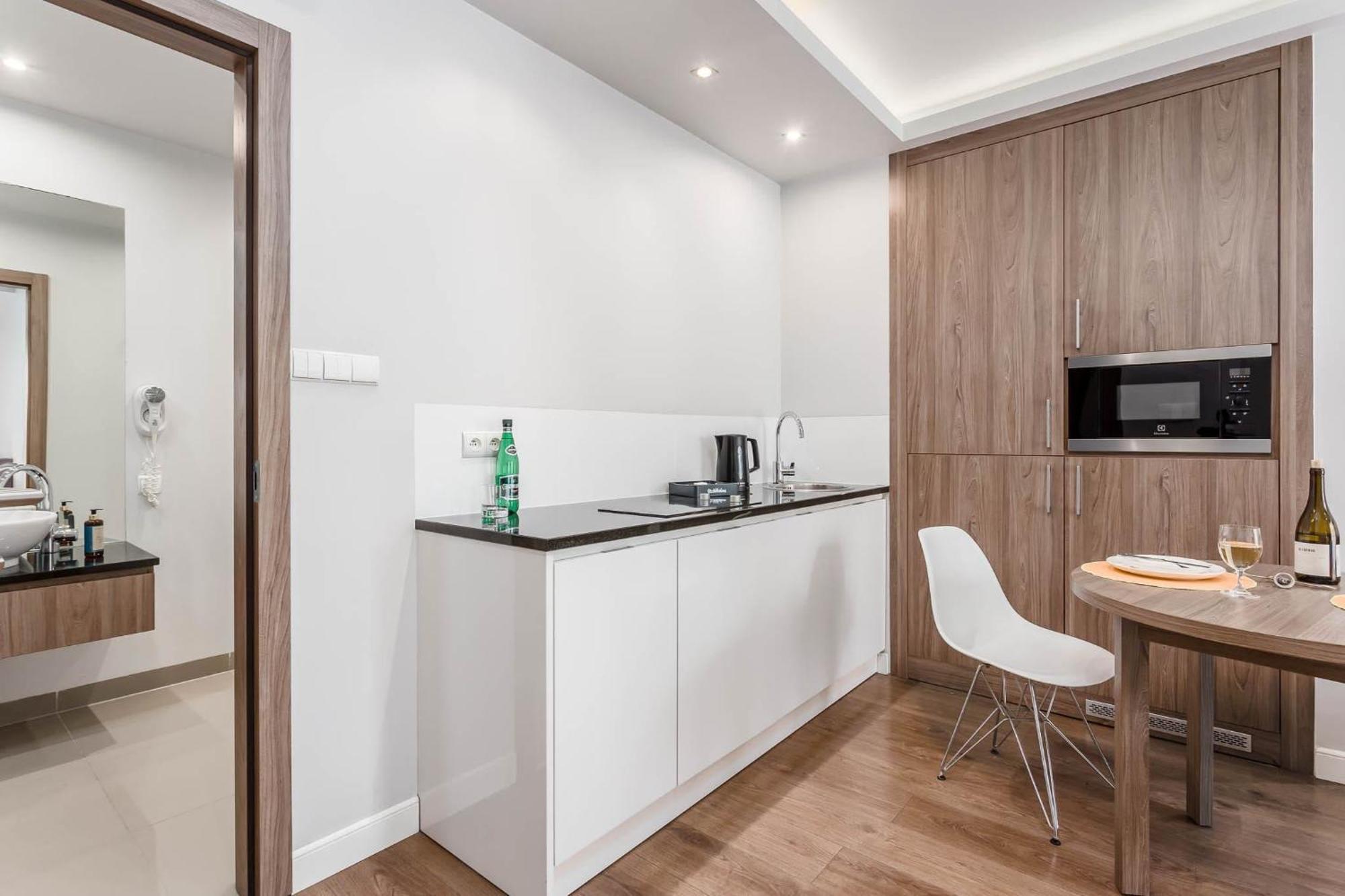 Rent Like Home - Oxygen Wronia 45 II Warsaw Exterior photo